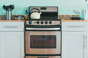 How to clean your oven properly